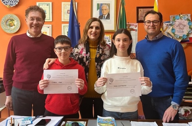 Niscemi. Due alunni della media "Manzoni" qualificati alla finale nazionale dei giochi matematici della "Bocconi" di Milano